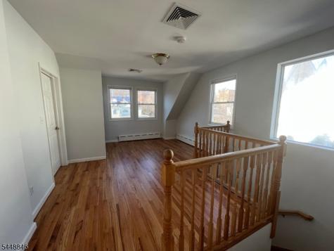 43 So Willow St Apt 5 Montclair NJ 07042