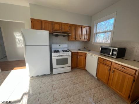 43 So Willow St Apt 5 Montclair NJ 07042