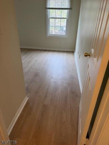 10 Leahy Court Franklin NJ 08873