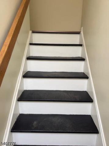 10 Leahy Court Franklin NJ 08873