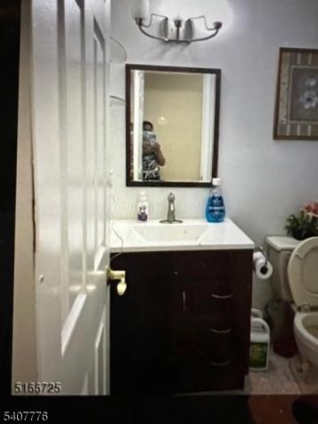 10 Leahy Court Franklin NJ 08873