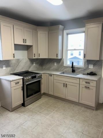 125 Alton Street Elizabeth NJ 07202
