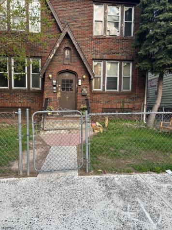 198 Eastern Parkway Newark NJ 07106