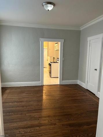 198 Eastern Parkway Newark NJ 07106
