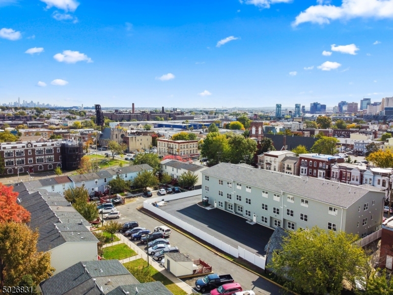 85 4TH Ave. Unit 2a Newark NJ 07104