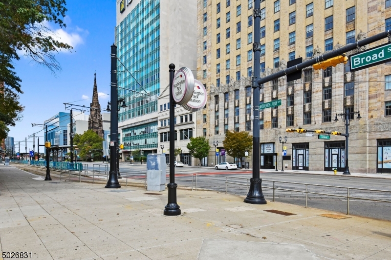 85 4TH Ave. Unit 2a Newark NJ 07104