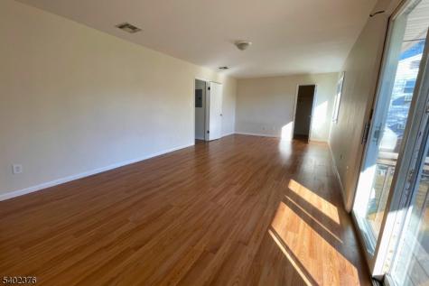 306 Lake Shore South Montague NJ 07827