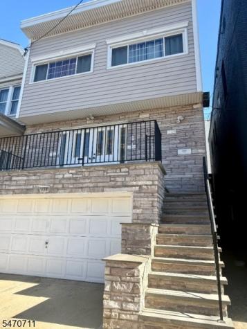 158 Nelson Avenue Jersey City NJ 07307