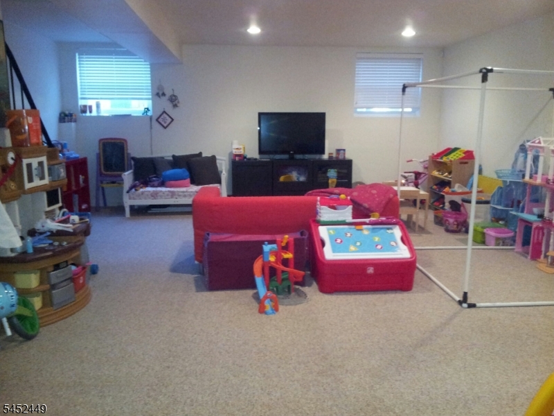 1 Carriage Way Montclair NJ 07042