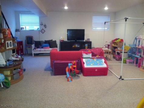 1 Carriage Way Montclair NJ 07042