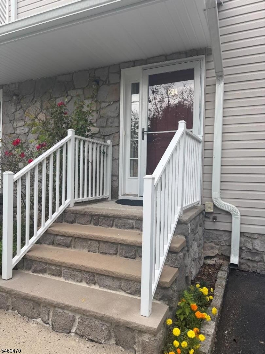 21 Jill Court Franklin NJ 08873