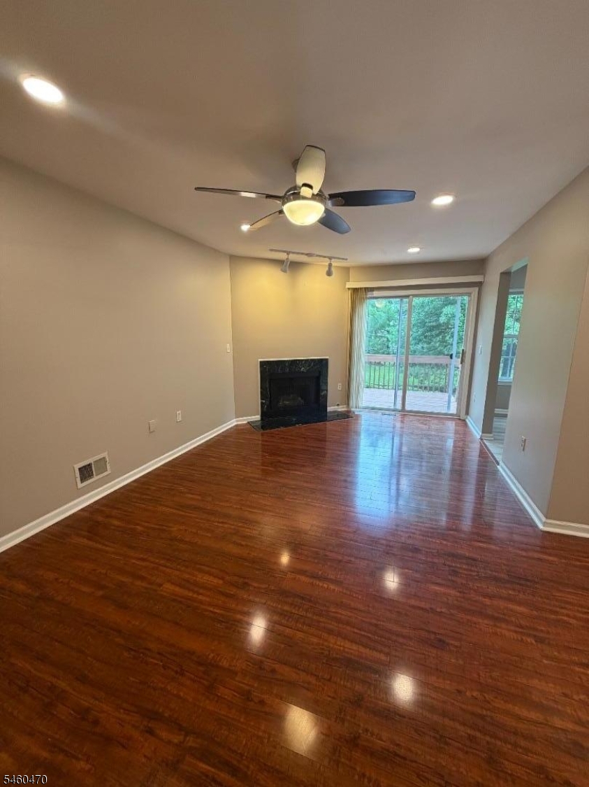21 Jill Court Franklin NJ 08873