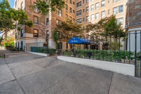 50 Glenwood Avenue Unit 505 Jersey City NJ 07306