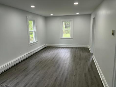 1104 N Washington Avenue Green Brook NJ 08812