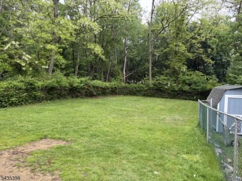 1104 N Washington Avenue Green Brook NJ 08812
