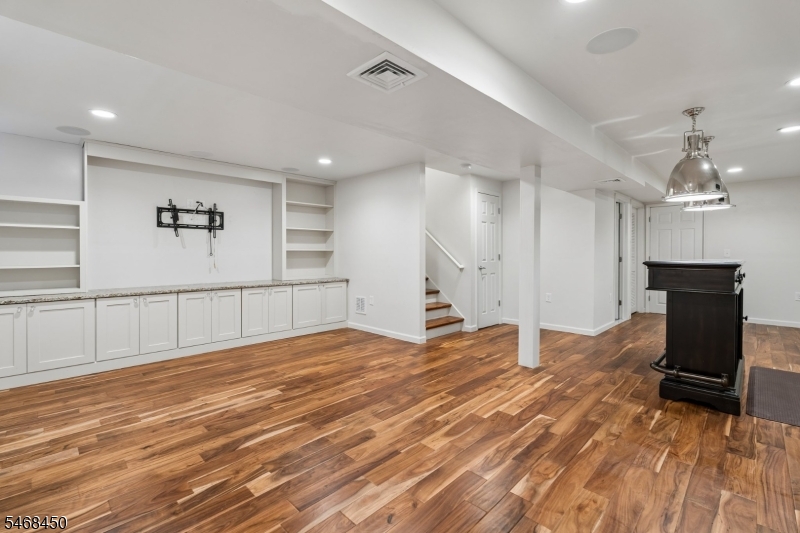 61 Dorchester Drive Bernards NJ 07920
