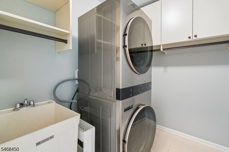 61 Dorchester Drive Bernards NJ 07920