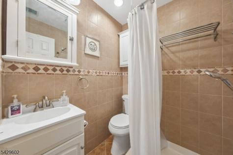 212 Westchester Court Union NJ 07083