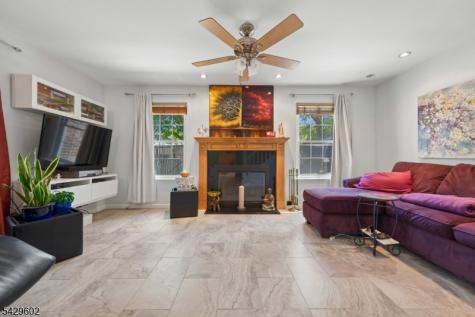 212 Westchester Court Union NJ 07083