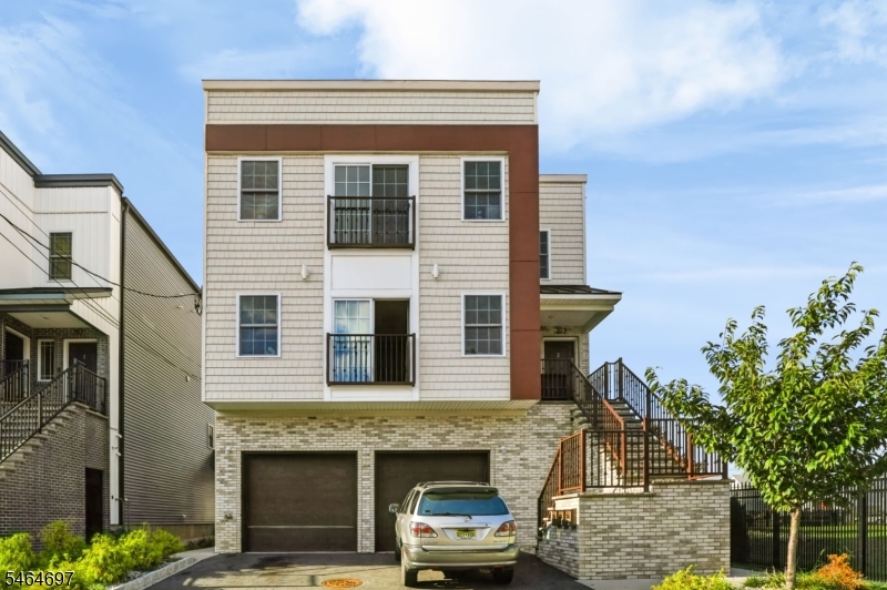 313 Doyle Street Elizabeth NJ 07206