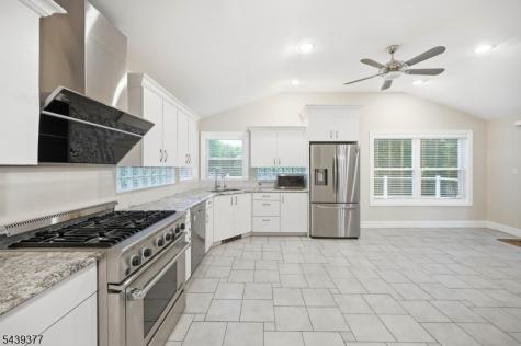 47 Crossbrook Road Livingston NJ 07039