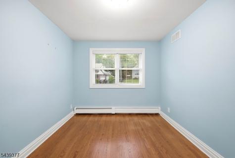 47 Crossbrook Road Livingston NJ 07039