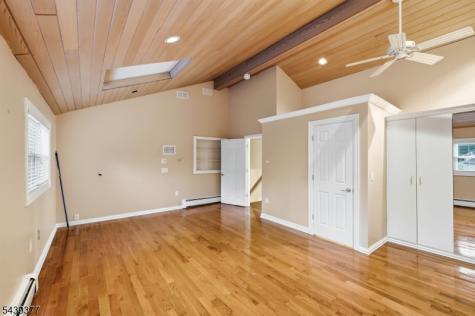 47 Crossbrook Road Livingston NJ 07039