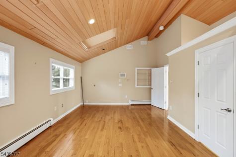 47 Crossbrook Road Livingston NJ 07039