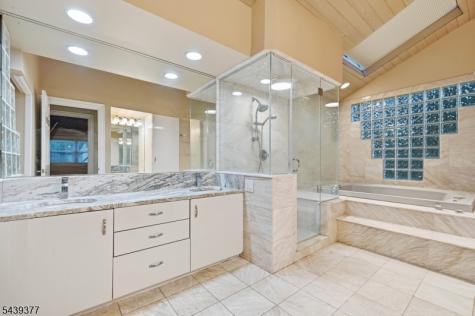 47 Crossbrook Road Livingston NJ 07039