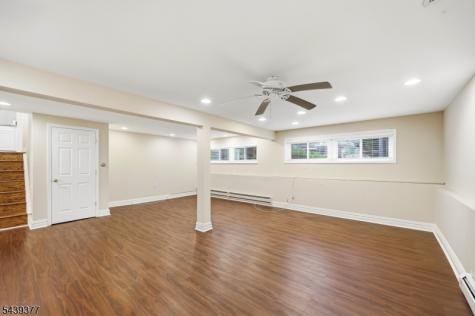 47 Crossbrook Road Livingston NJ 07039