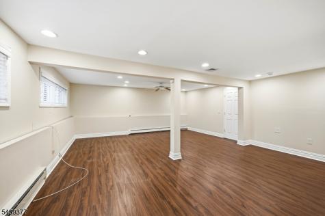 47 Crossbrook Road Livingston NJ 07039