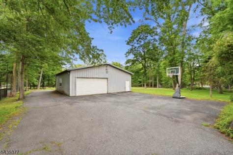 47 Crossbrook Road Livingston NJ 07039