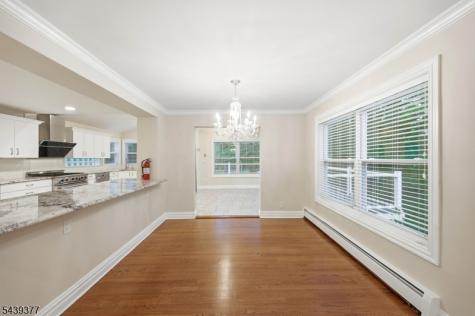 47 Crossbrook Road Livingston NJ 07039
