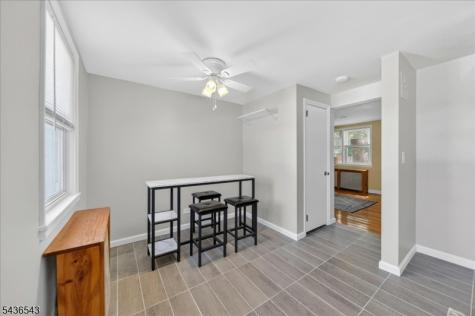 513 Brooklawn Avenue Roselle NJ 07203