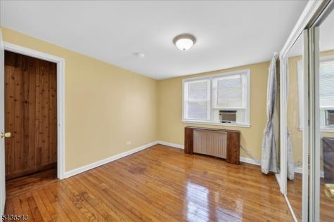 513 Brooklawn Avenue Roselle NJ 07203