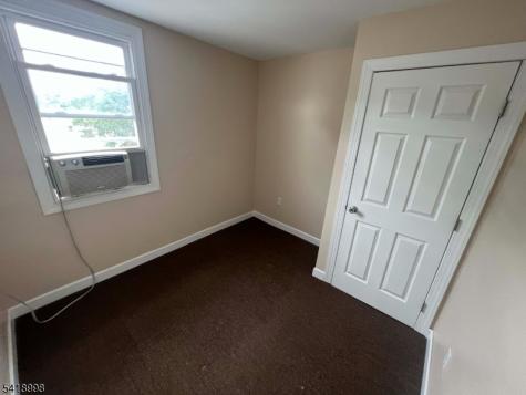 562 Summer Street Paterson NJ 07501
