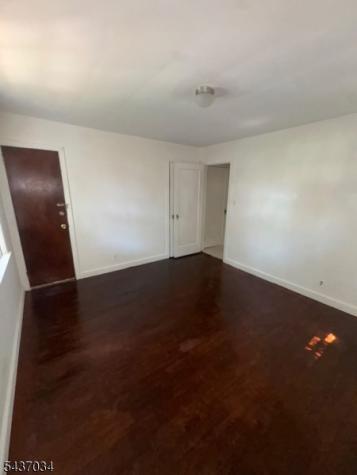 10 Mcgotty Place Irvington NJ 07111