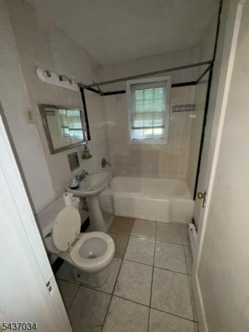 10 Mcgotty Place Irvington NJ 07111