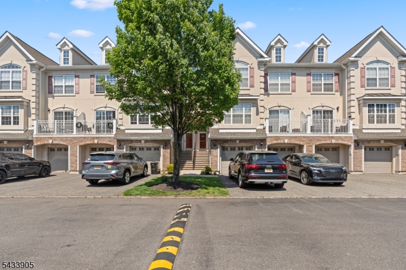 162 Blue Heron Drive Secaucus NJ 07094