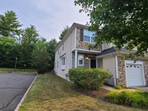 16 Scarlet Oak Drive Montgomery NJ 08540
