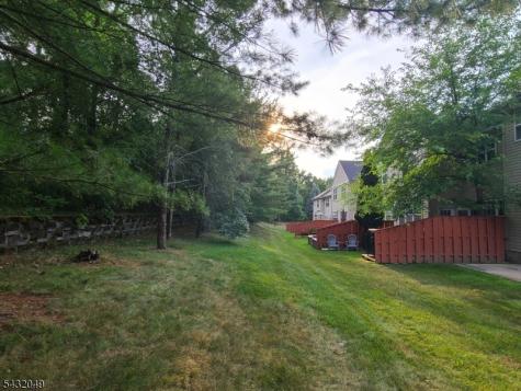 16 Scarlet Oak Drive Montgomery NJ 08540