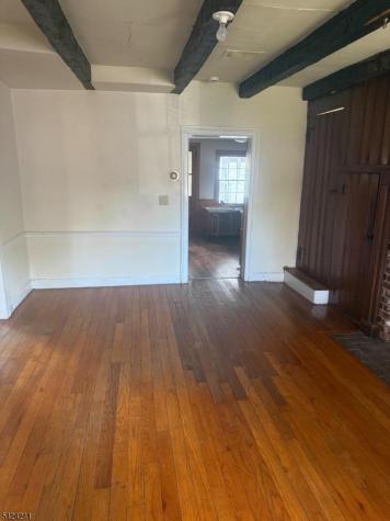 7 James Street Tewksbury NJ 08858