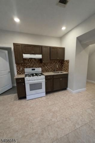 144 N 8th Street Hawthorne NJ 07506