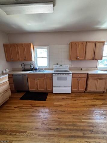213 Lakeview Avenue Clifton NJ 07011