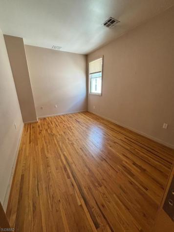 213 Lakeview Avenue Clifton NJ 07011