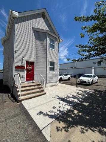 213 Lakeview Avenue Clifton NJ 07011