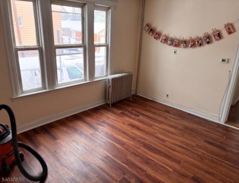 45 Finlay Place Newark NJ 07106