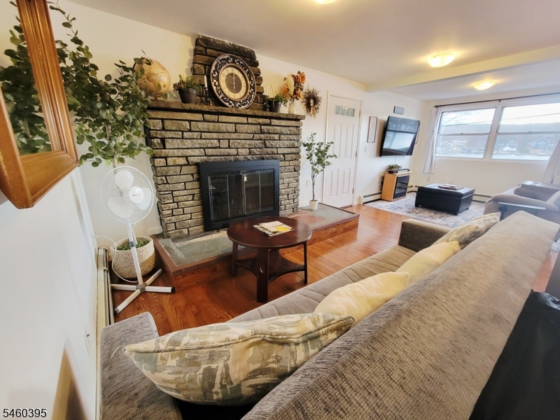 15 S Lakeside Avenue Jefferson NJ 07849