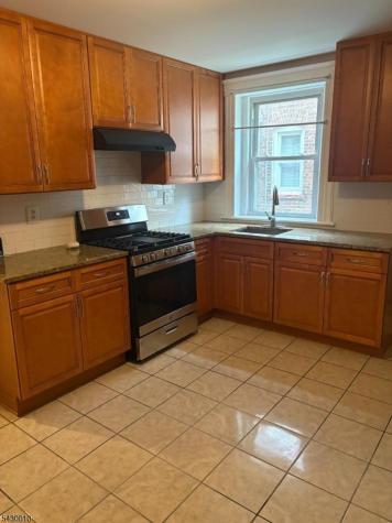 129 Cherry Street Elizabeth NJ 07202