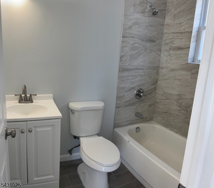 28 Niles Street Elizabeth NJ 07202